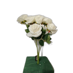 Yapay Krem Gül Demeti