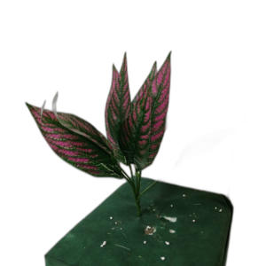 Yapay Mor Alacalı Yaprak